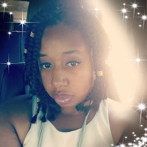 Meet your Posher, Hope